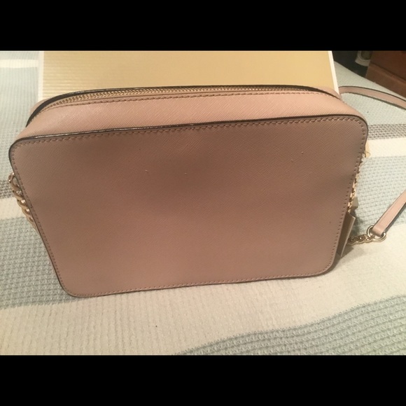 NEW MICHAEL KORS BAG - Picture 3 of 14